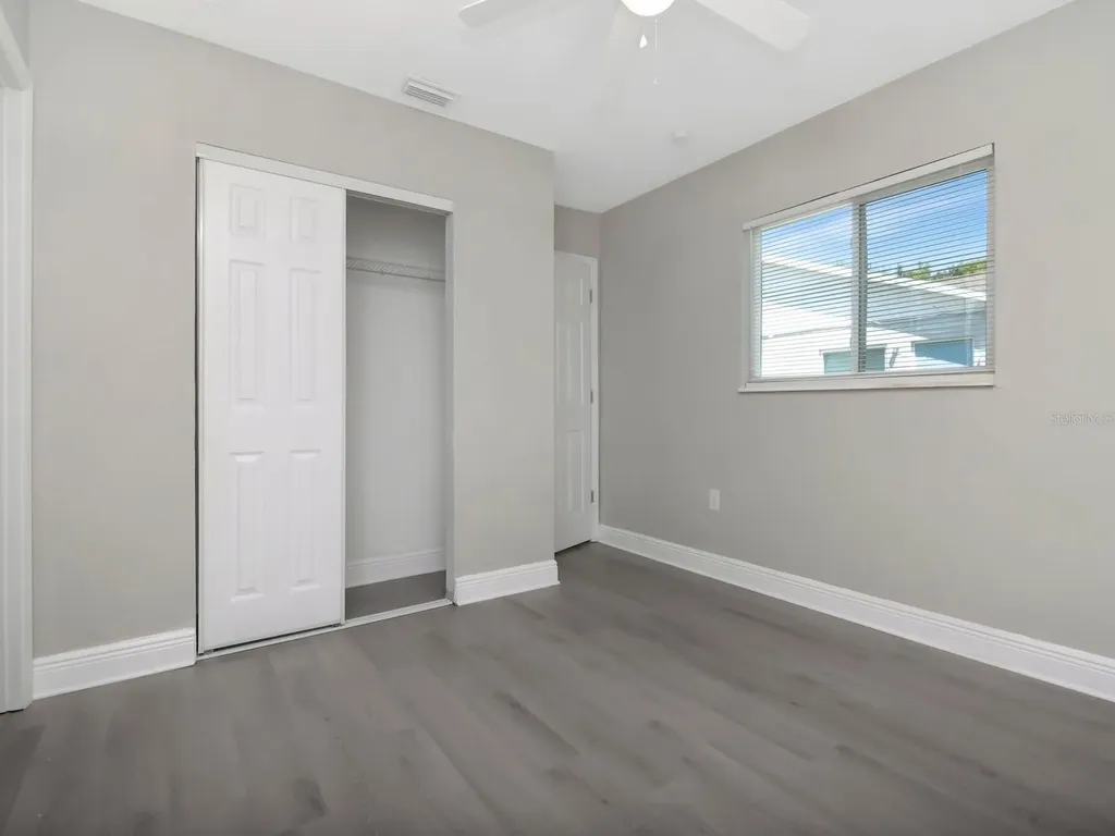 1211 62nd Avenue E Bradenton FL 34203