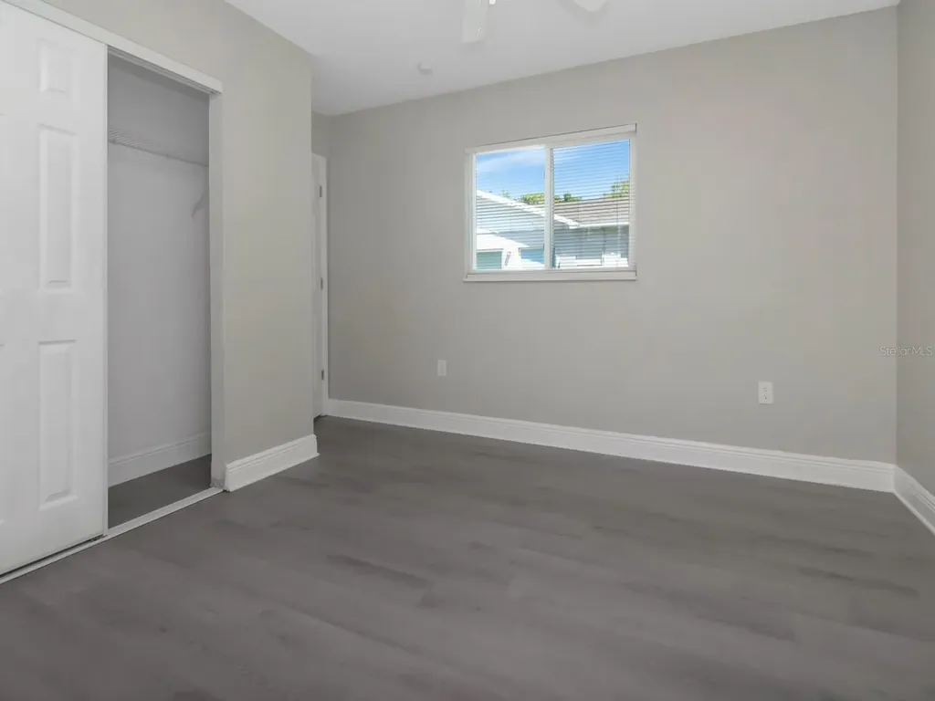 1211 62nd Avenue E Bradenton FL 34203