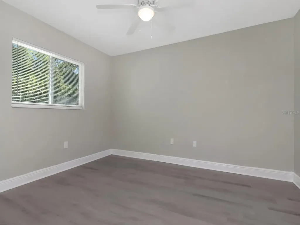 1211 62nd Avenue E Bradenton FL 34203