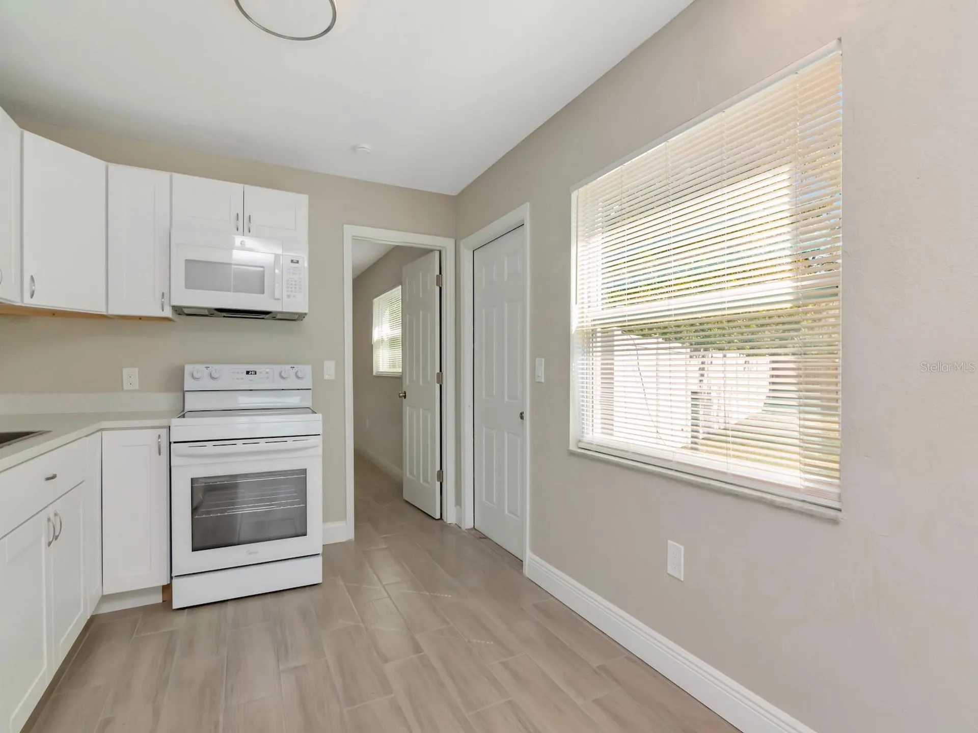1211 62nd Avenue E Bradenton FL 34203