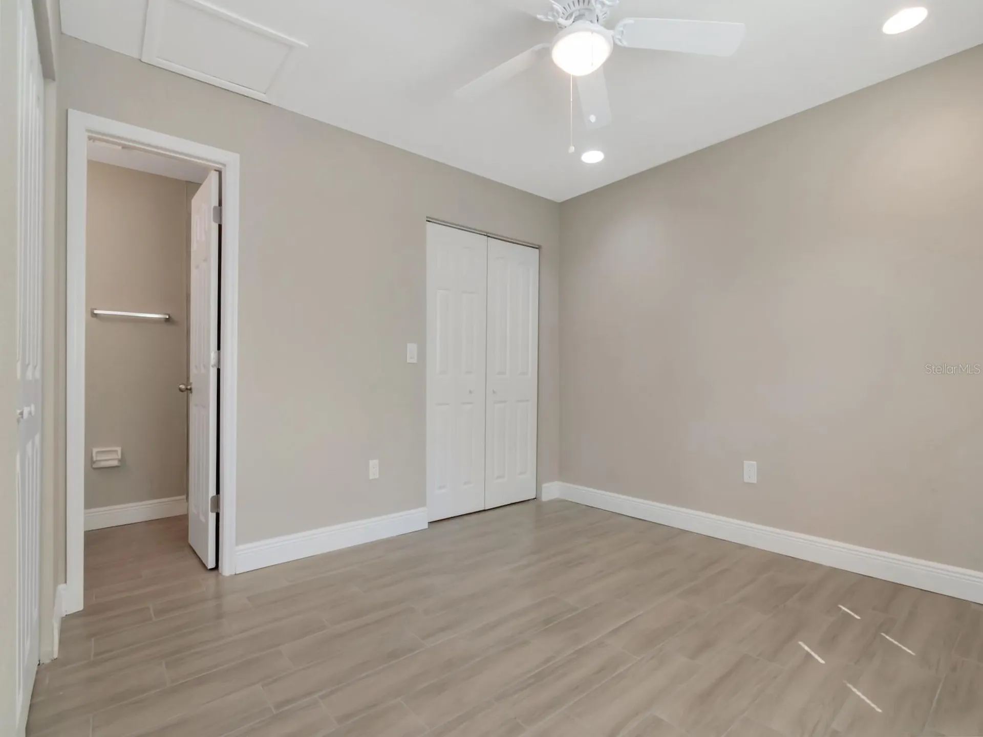1211 62nd Avenue E Bradenton FL 34203