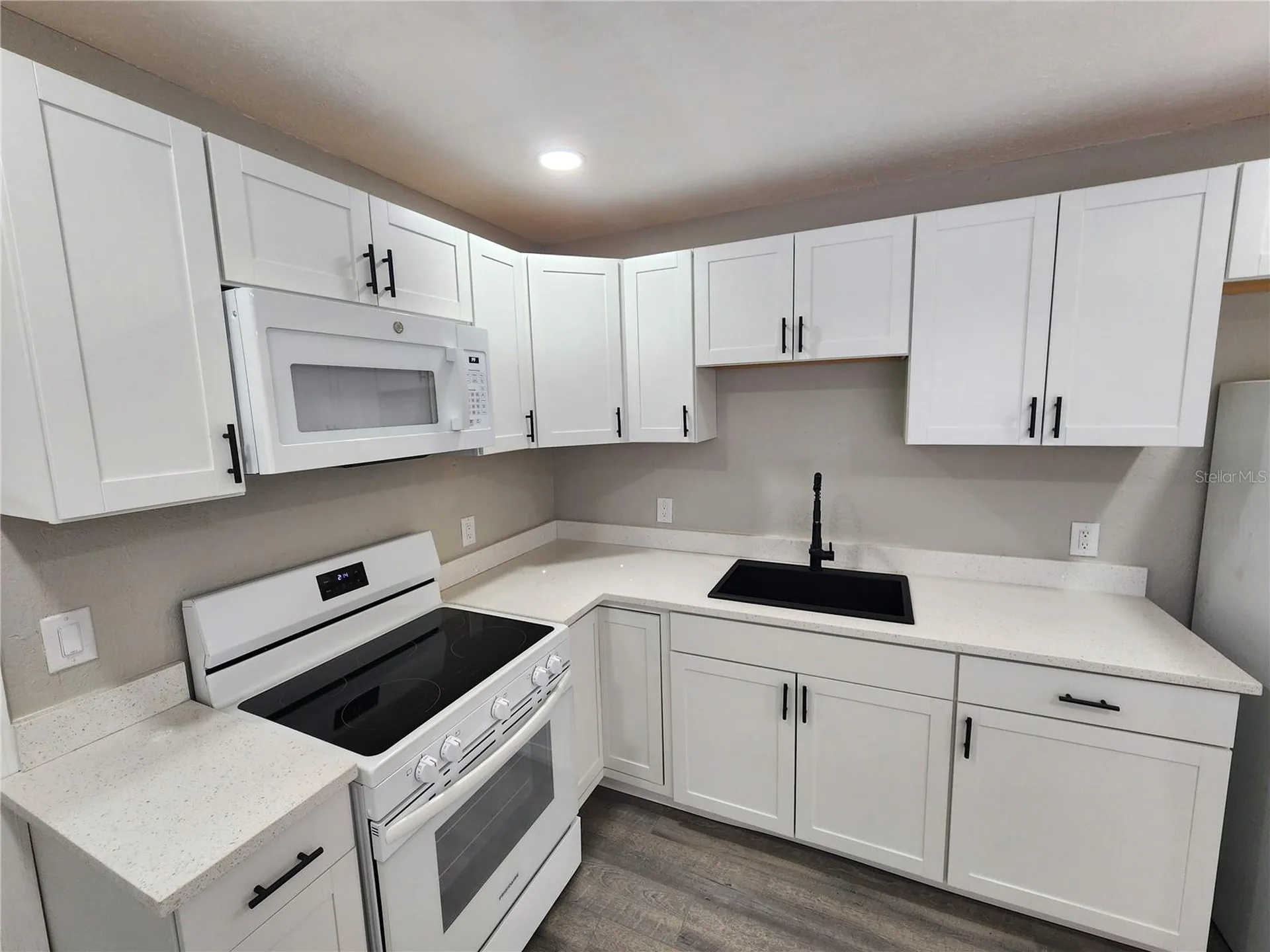 1211 62nd Avenue E Bradenton FL 34203