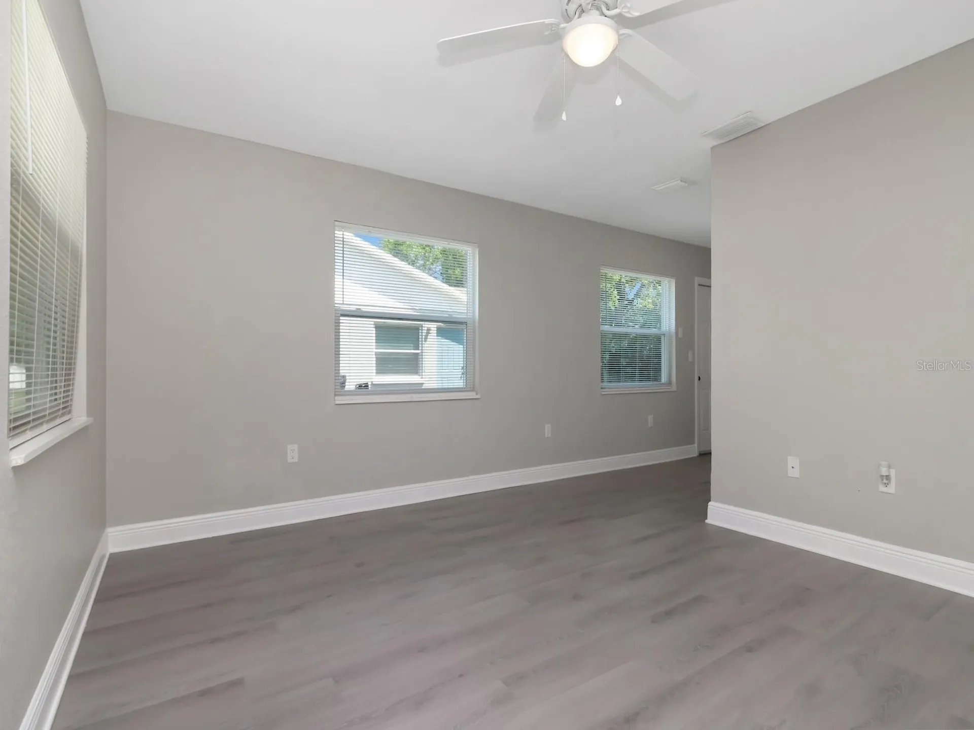 1211 62nd Avenue E Bradenton FL 34203