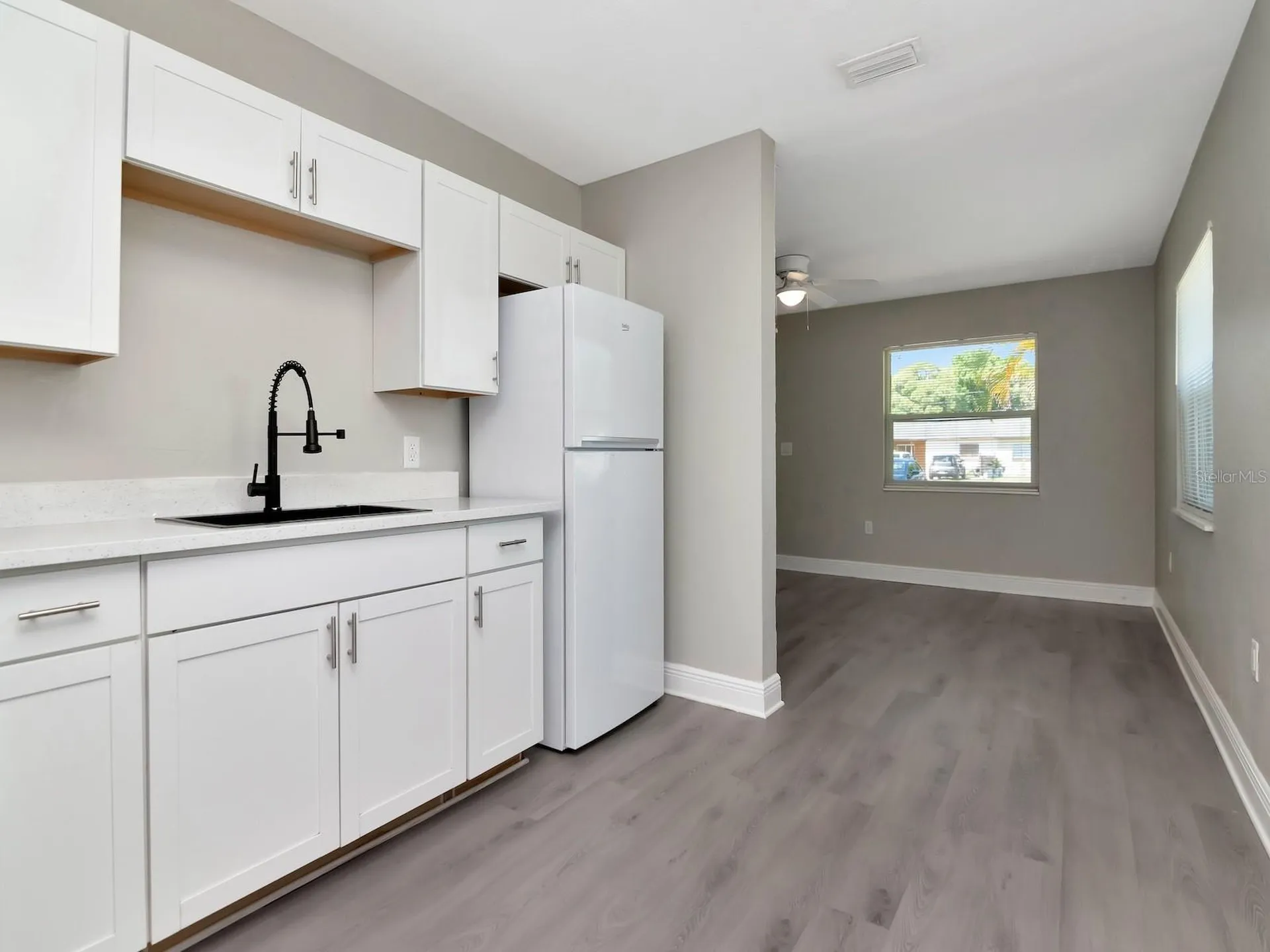 1211 62nd Avenue E Bradenton FL 34203
