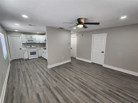 1211 62nd Avenue E Bradenton FL 34203