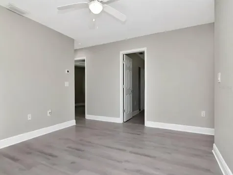 1211 62nd Avenue E Bradenton FL 34203