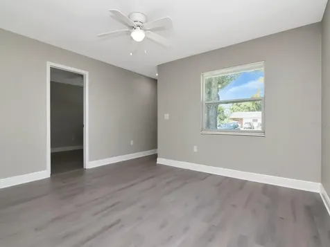 1211 62nd Avenue E Bradenton FL 34203