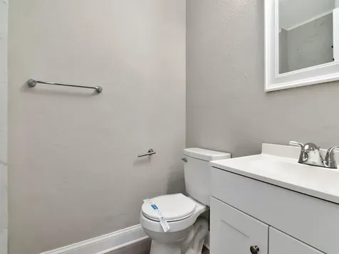 1211 62nd Avenue E Bradenton FL 34203