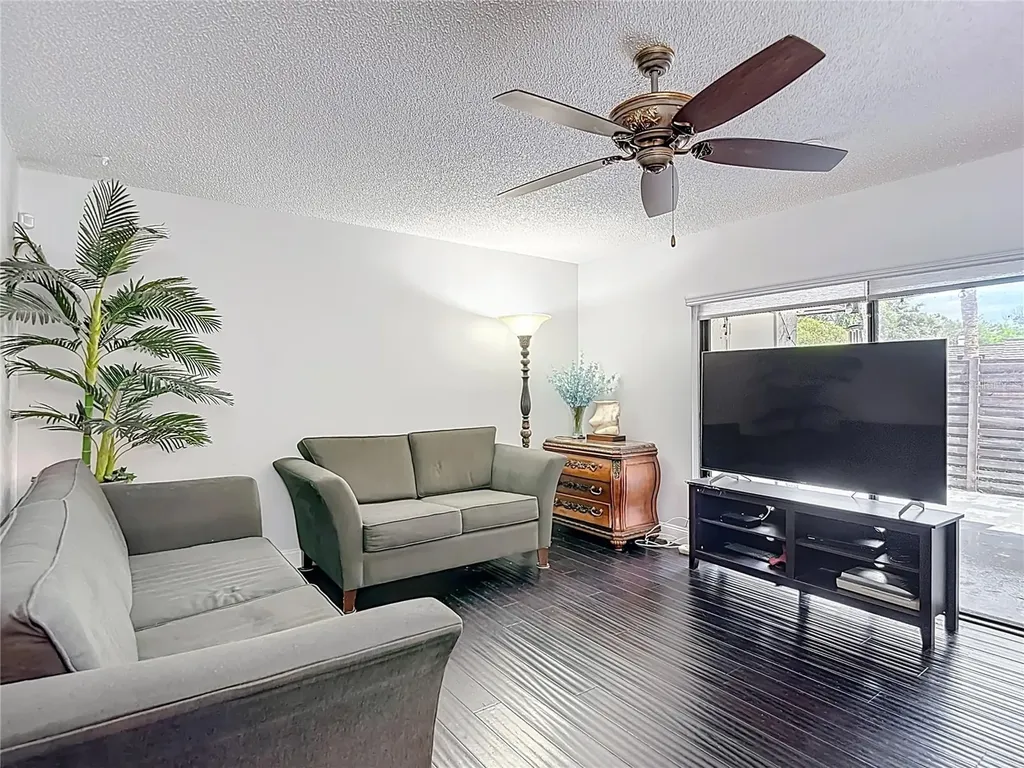 15426 E Pond Woods Drive Tampa FL 33618