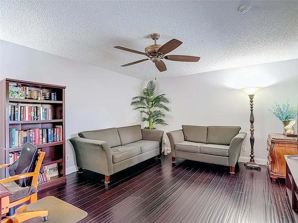 15426 E Pond Woods Drive Tampa FL 33618