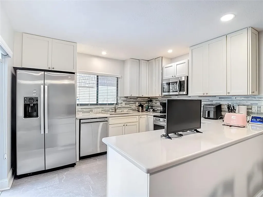 15426 E Pond Woods Drive Tampa FL 33618