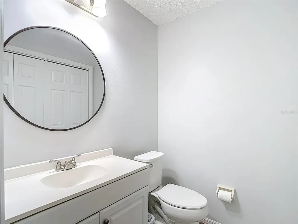 15426 E Pond Woods Drive Tampa FL 33618