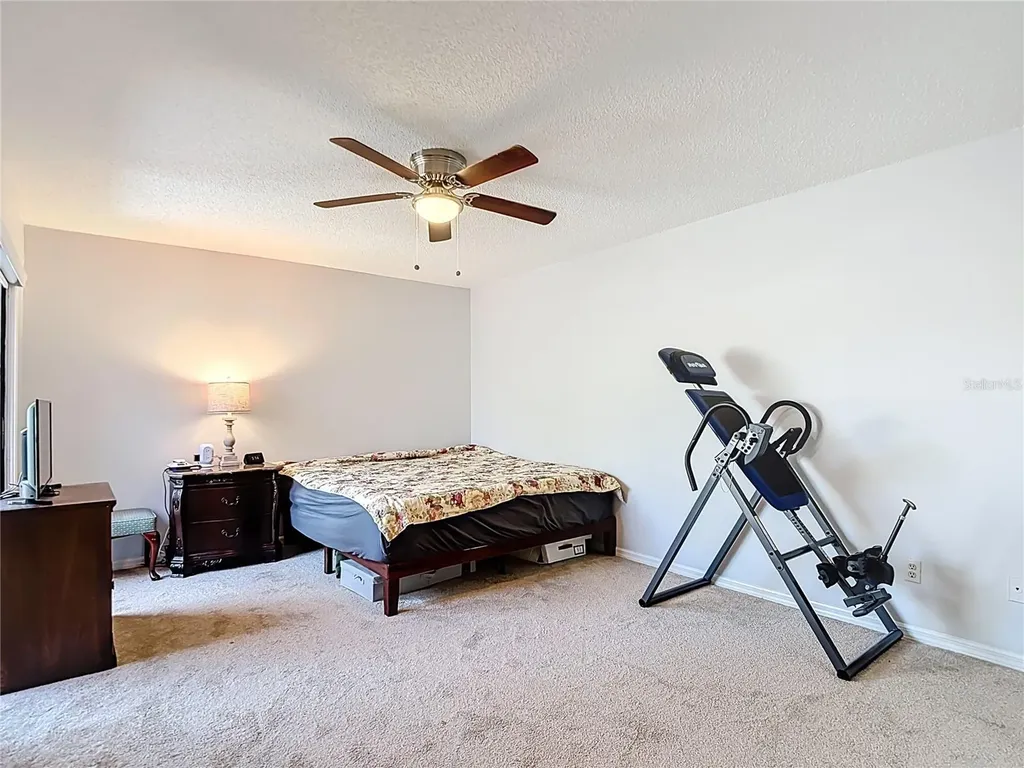 15426 E Pond Woods Drive Tampa FL 33618