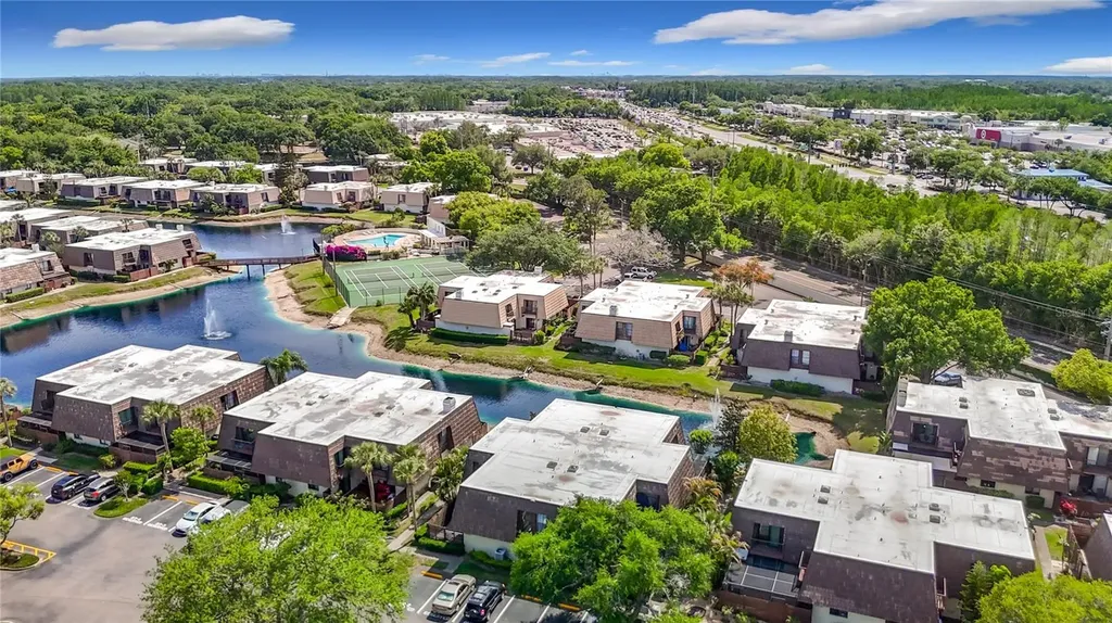 15426 E Pond Woods Drive Tampa FL 33618