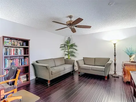 15426 E Pond Woods Drive Tampa FL 33618
