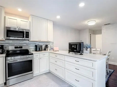 15426 E Pond Woods Drive Tampa FL 33618