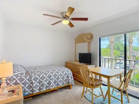 15426 E Pond Woods Drive Tampa FL 33618