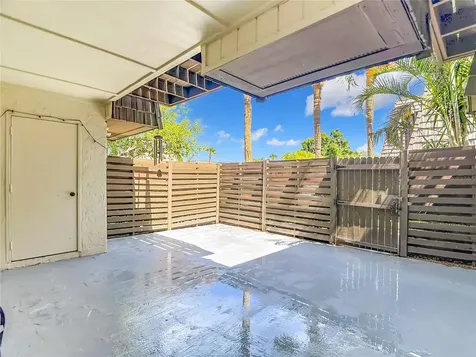 15426 E Pond Woods Drive Tampa FL 33618