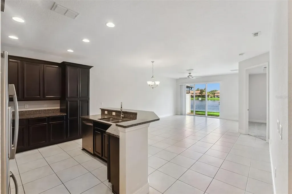 10738 Belfry Circle Orlando FL 32832