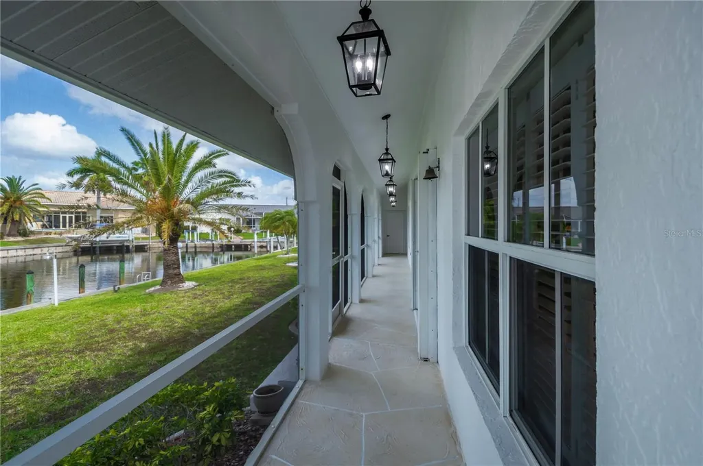 5019 Bal Harbor Boulevard Punta Gorda FL 33950