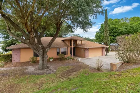 9835 Lakeshore Drive Clermont FL 34711