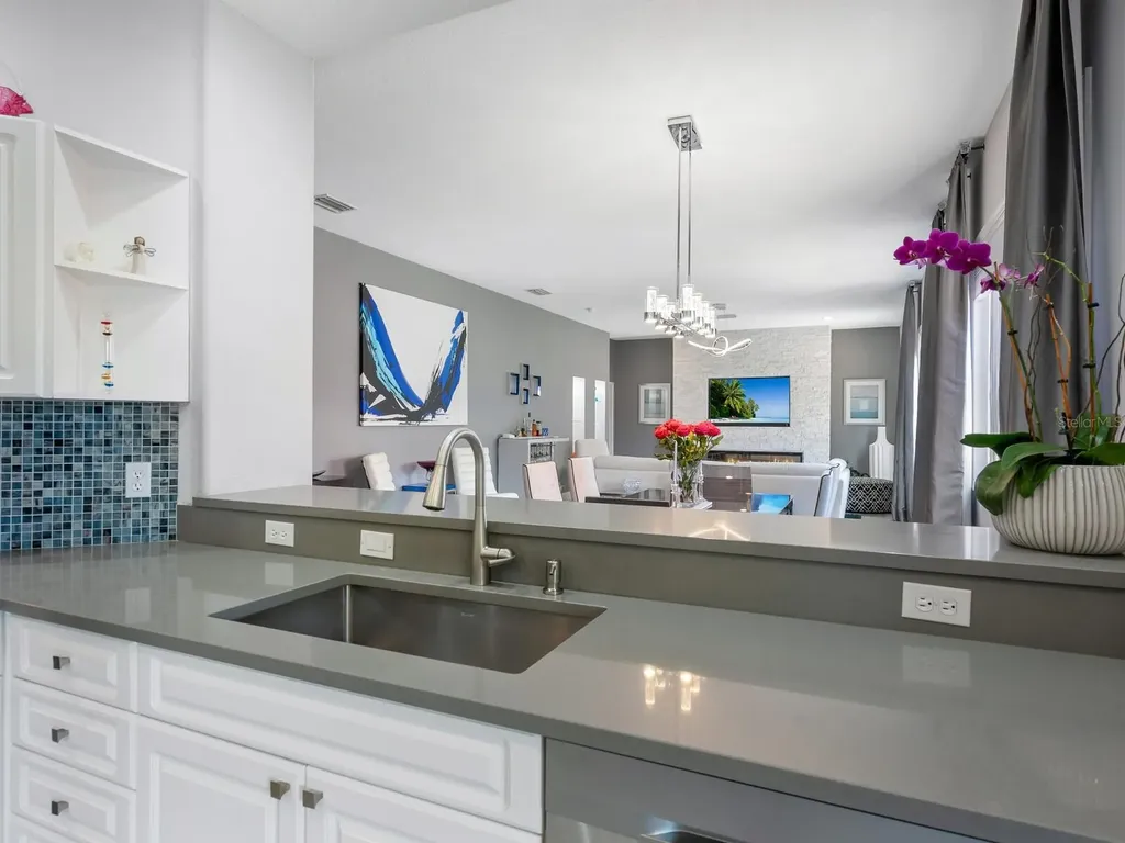 5237 97th Street E Bradenton FL 34211