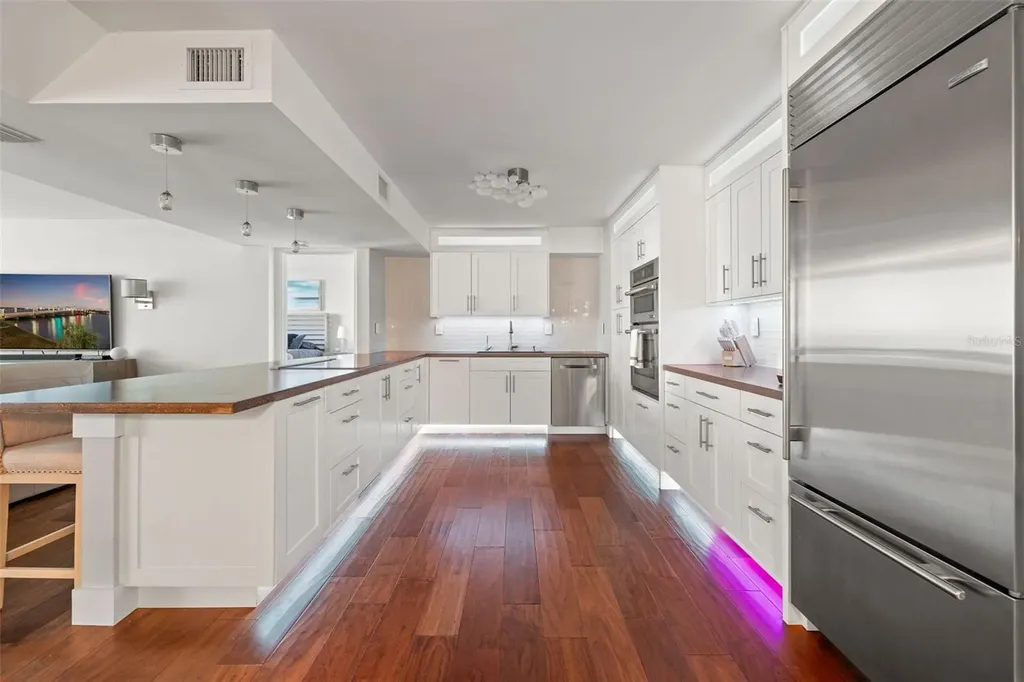 500 Treasure Island Causeway Treasure Island FL 33706