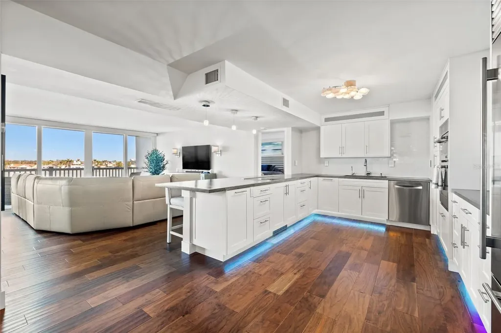 500 Treasure Island Causeway Treasure Island FL 33706