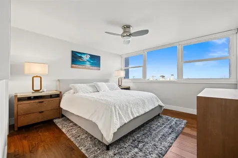 500 Treasure Island Causeway Treasure Island FL 33706