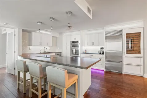 500 Treasure Island Causeway Treasure Island FL 33706