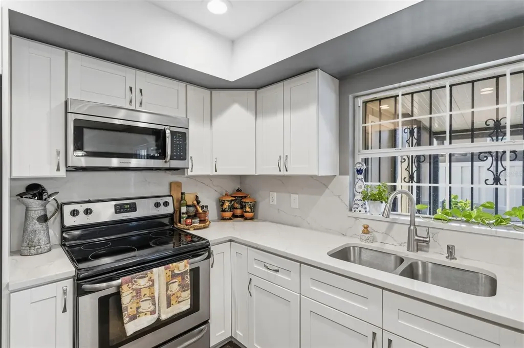 7103 Coronado Court Tampa FL 33615