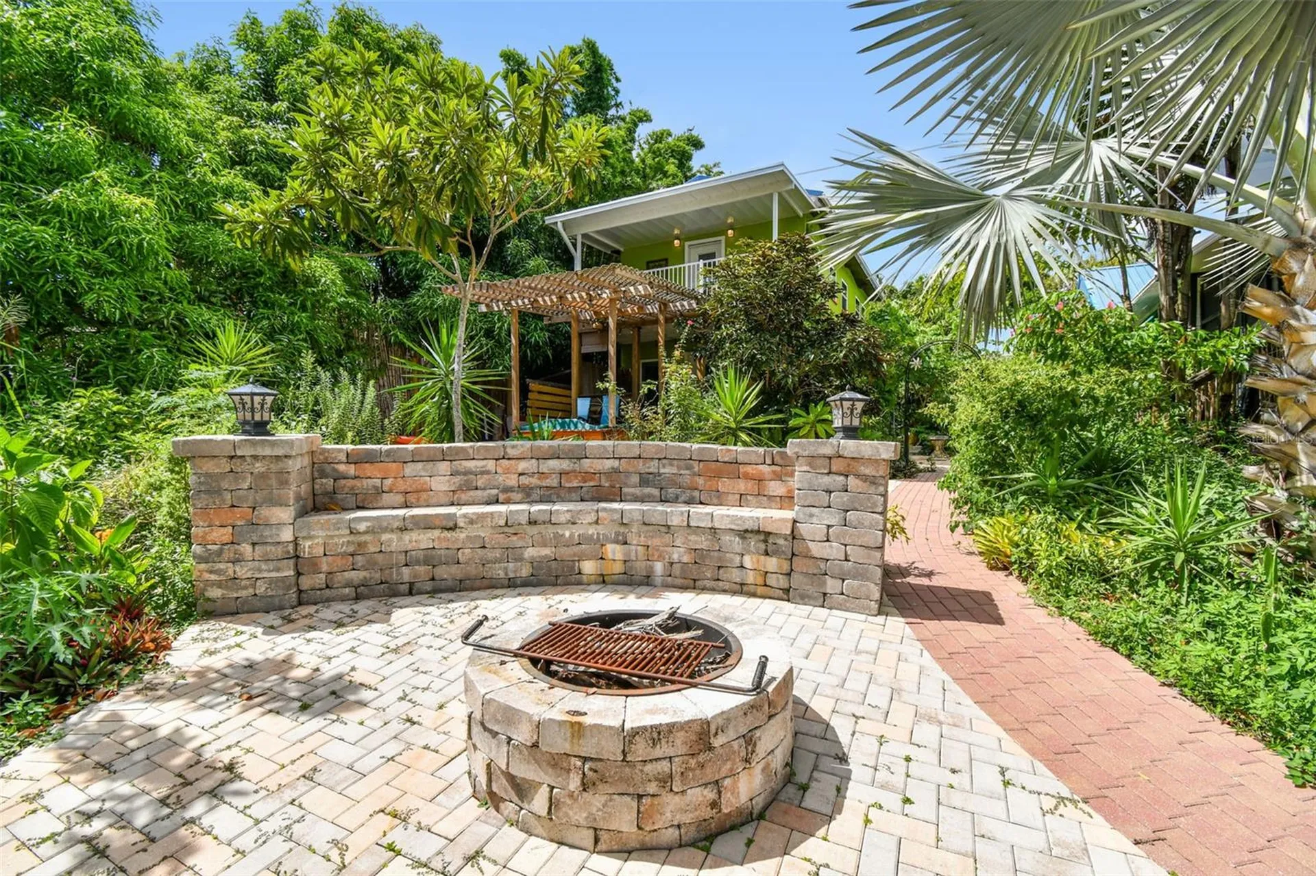 3203 E Yukon Street Tampa FL 33604