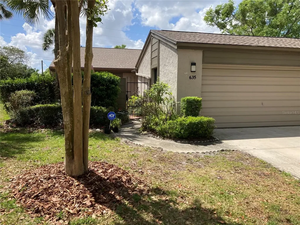 635 Woodridge Drive Fern Park FL 32730