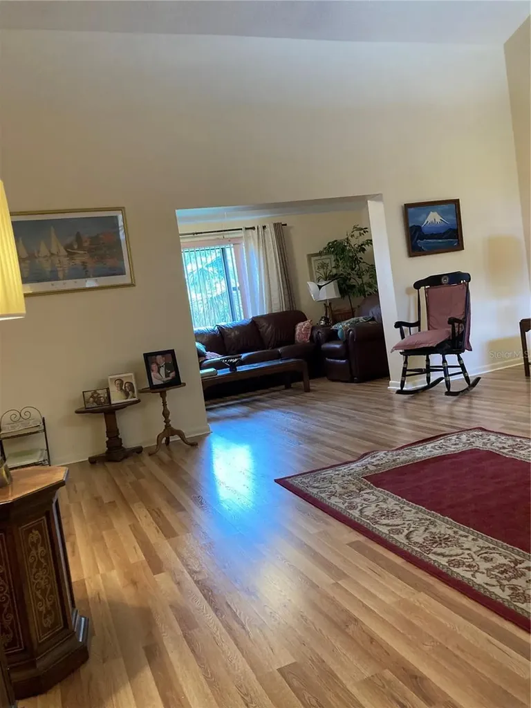 635 Woodridge Drive Fern Park FL 32730