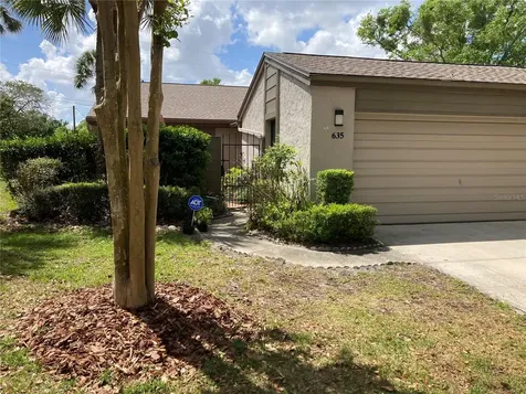 635 Woodridge Drive Fern Park FL 32730
