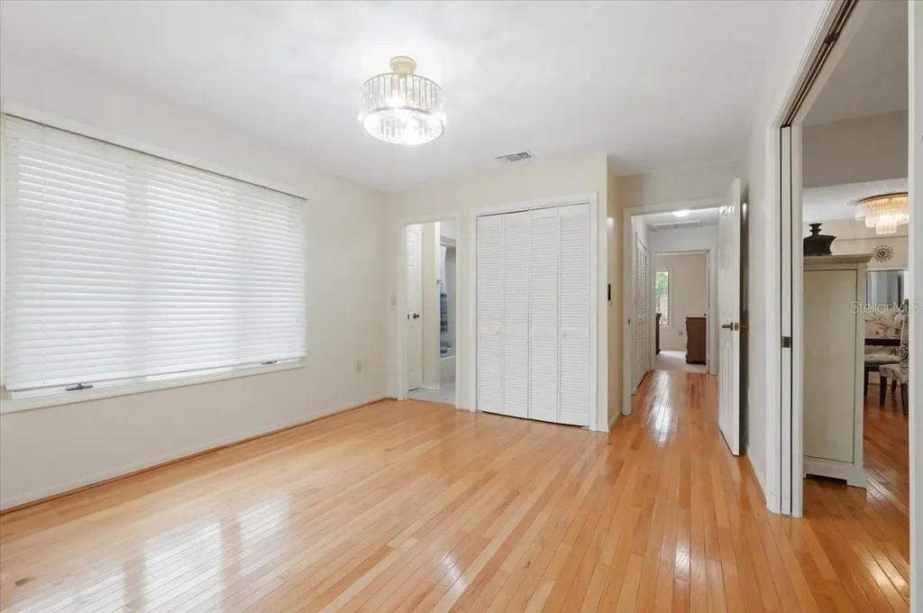 992 Spinnaker Court Tarpon Springs FL 34689