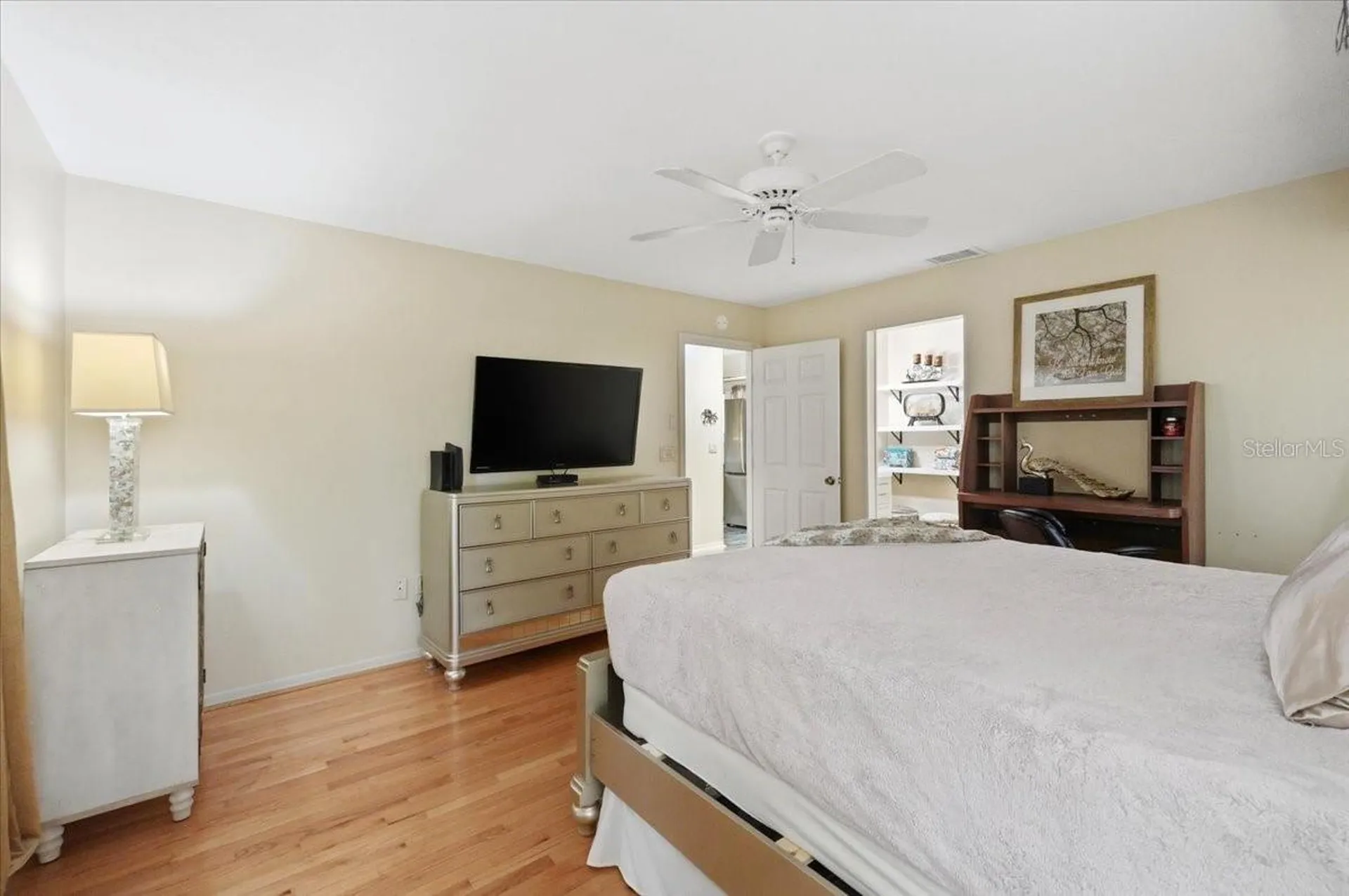 992 Spinnaker Court Tarpon Springs FL 34689