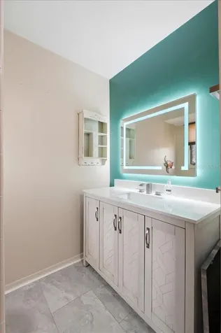 992 Spinnaker Court Tarpon Springs FL 34689