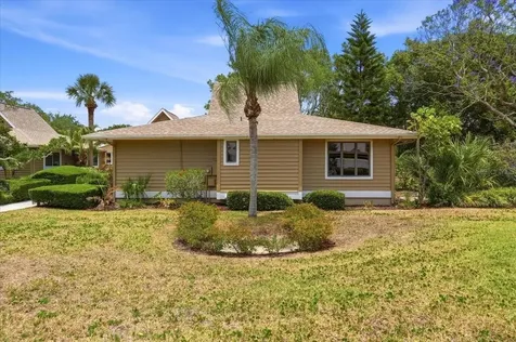 992 Spinnaker Court Tarpon Springs FL 34689