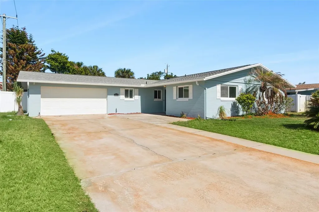 3050 Princeton Avenue Daytona Beach FL 32118