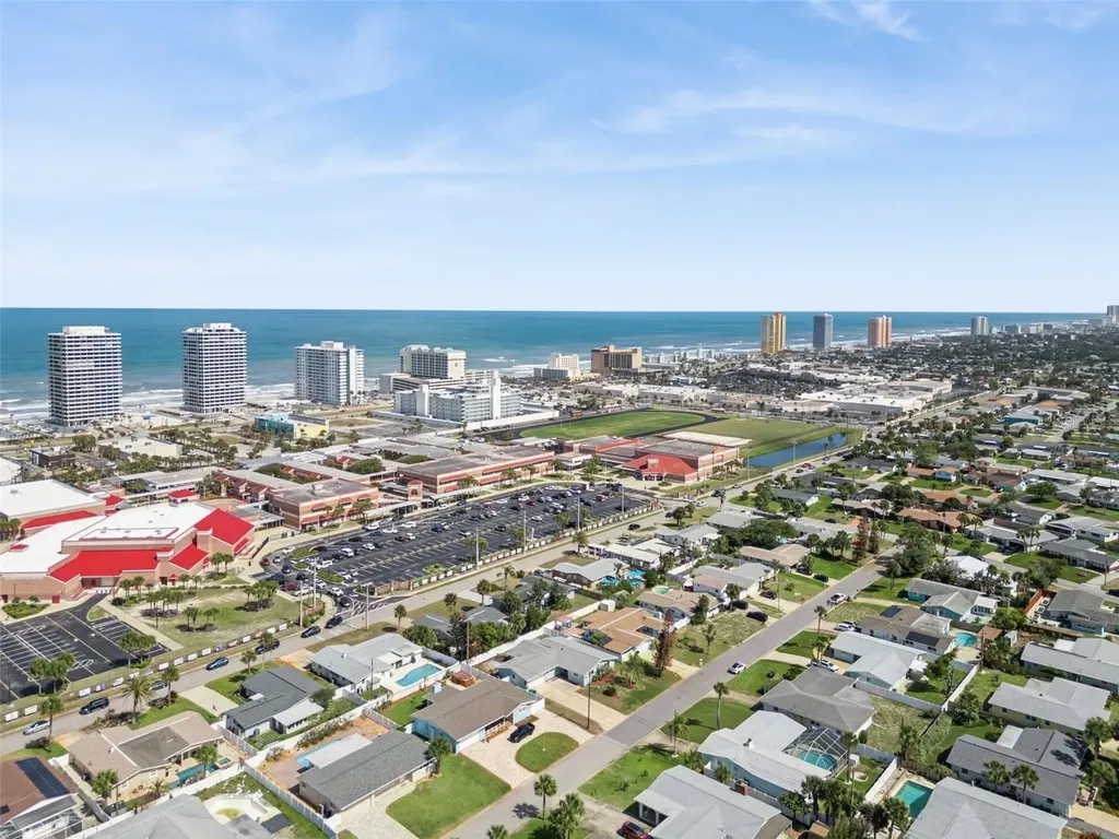 3050 Princeton Avenue Daytona Beach FL 32118