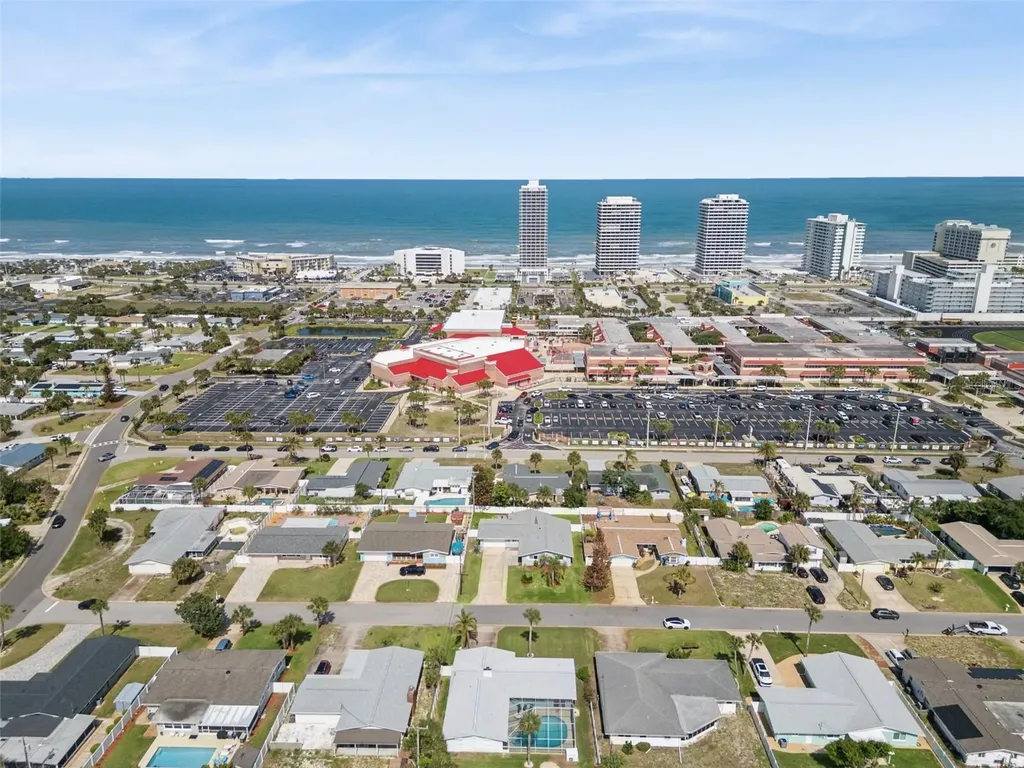 3050 Princeton Avenue Daytona Beach FL 32118