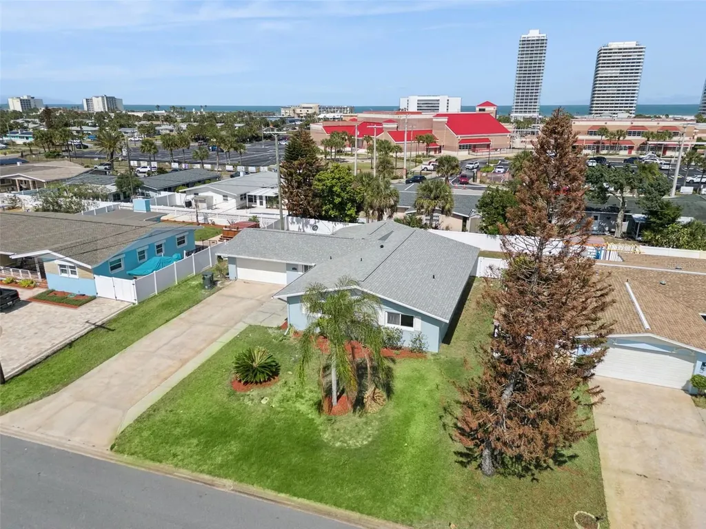 3050 Princeton Avenue Daytona Beach FL 32118
