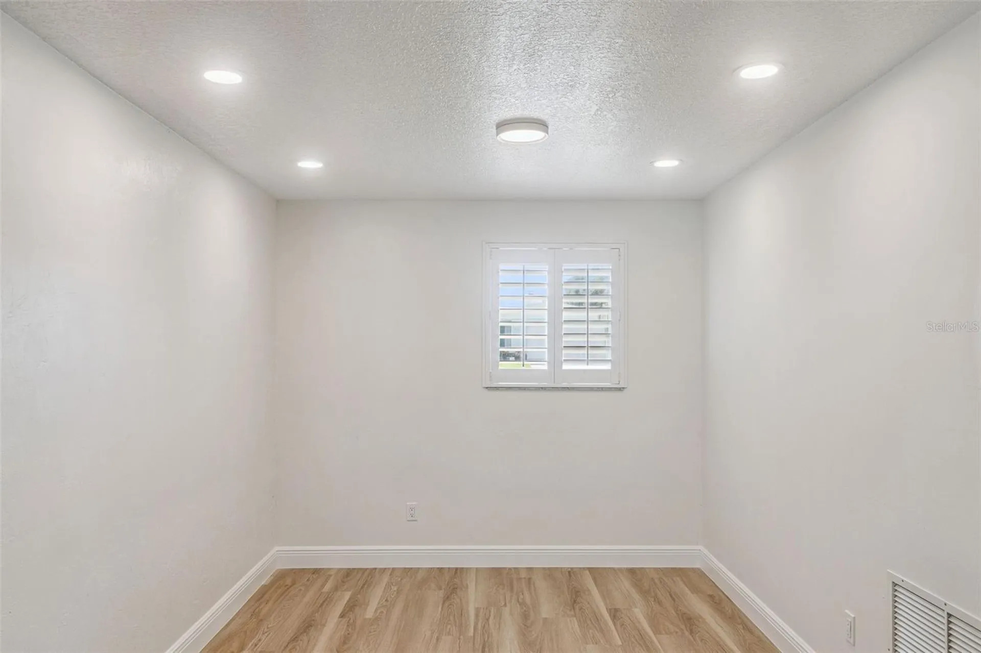 3050 Princeton Avenue Daytona Beach FL 32118