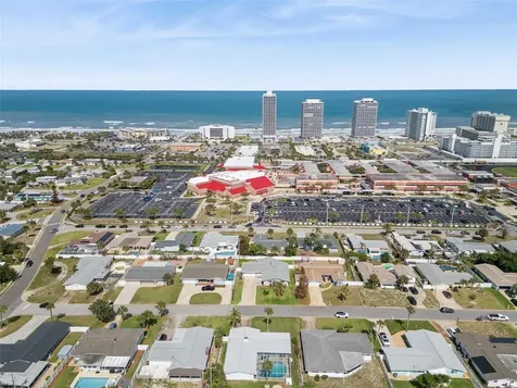 3050 Princeton Avenue Daytona Beach FL 32118