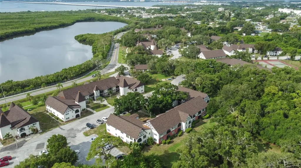 420 N Bayshore Boulevard Clearwater FL 33759