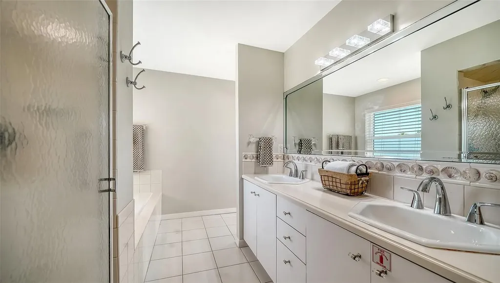 404 S Polk Drive Sarasota FL 34236