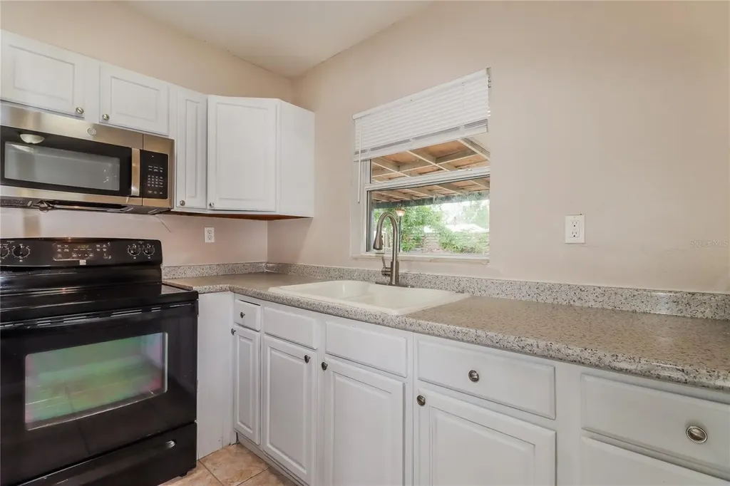5103 Murray Hill Drive Tampa FL 33615