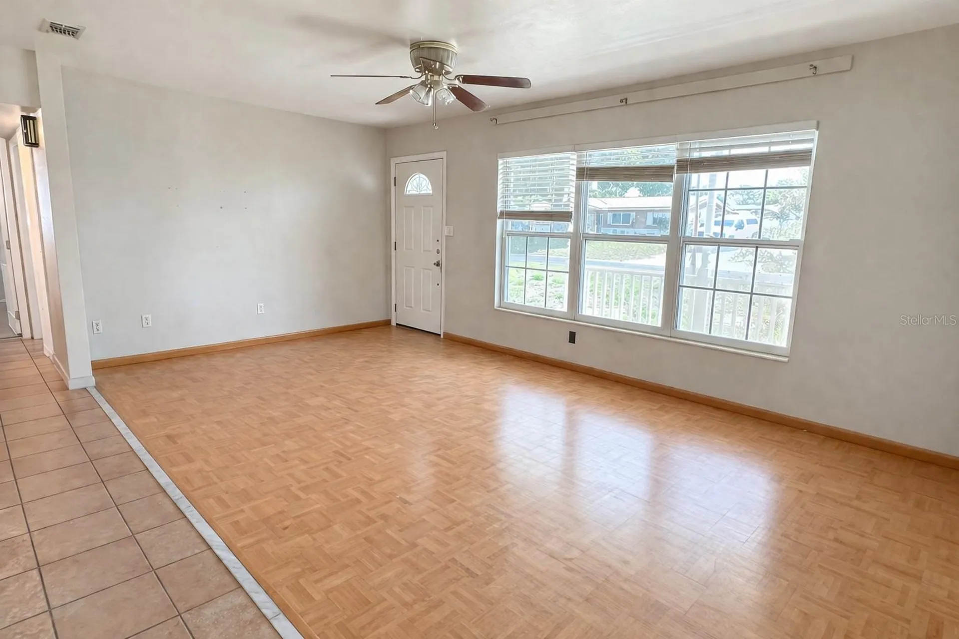 6131 42nd Avenue N St Petersburg FL 33709