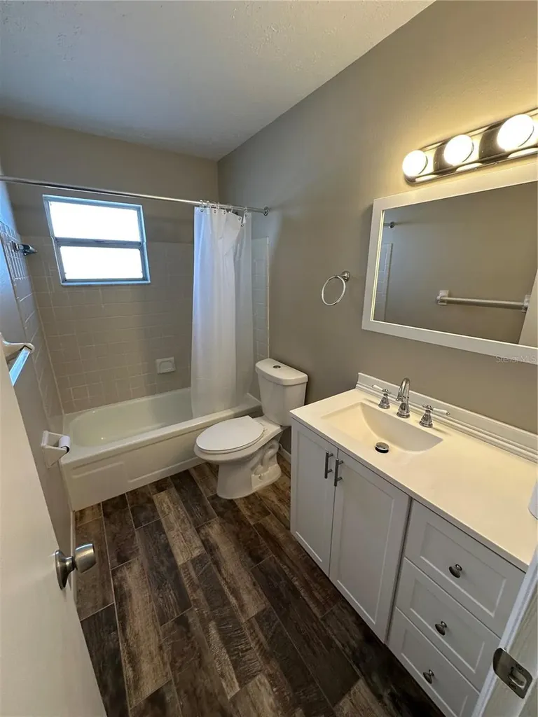 1025 Apollo Beach Boulevard Apollo Beach FL 33572